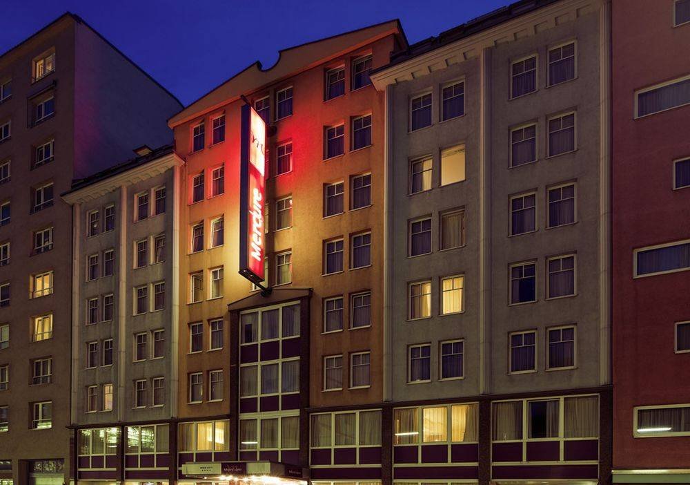 Vienna Airport Transfer to Mercure Hotel